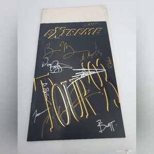 Signed Extreme Studios Tour '93 comic book/program, Rob Liefeld's & Friends